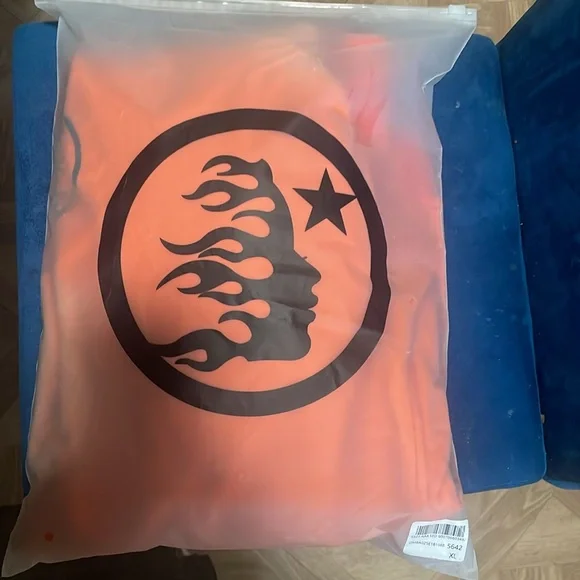 Orang XL Hellstar Hoodie Authenic I order it and can t fit it brand new w tags